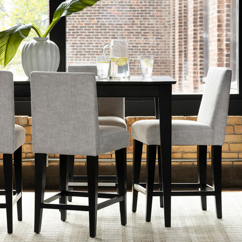 Gourmet Shadow Counter Table + 4 Stools